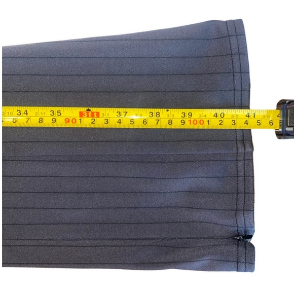 ALO YOGA BLACK HIGH-WAIST PINSTRIPE ZIP IT FLARE LEGGING - Picture 5 of 5